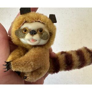 Vintage Rascal the Raccoon pencil clip hugger plastic face fuzzy big tail